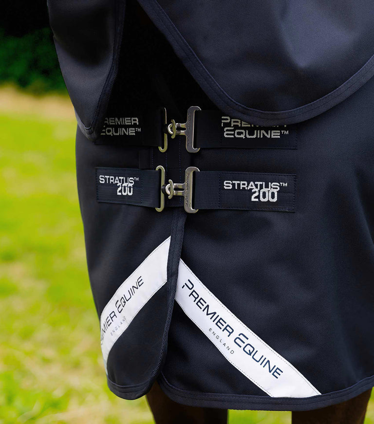 PE Stratus 1200 Series 200g Turnout Rug with Classic Neck Cover