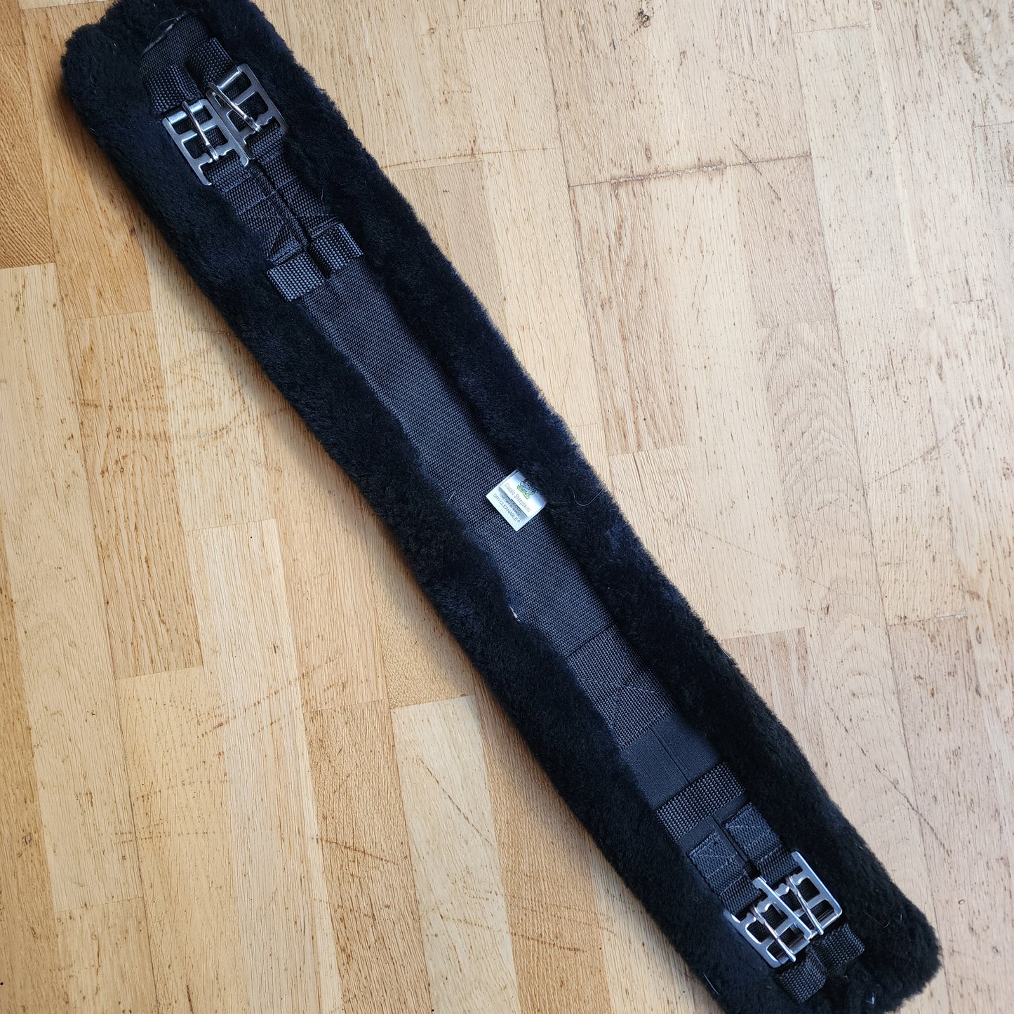Classic Sheepskins soft sheepskin girth 28"