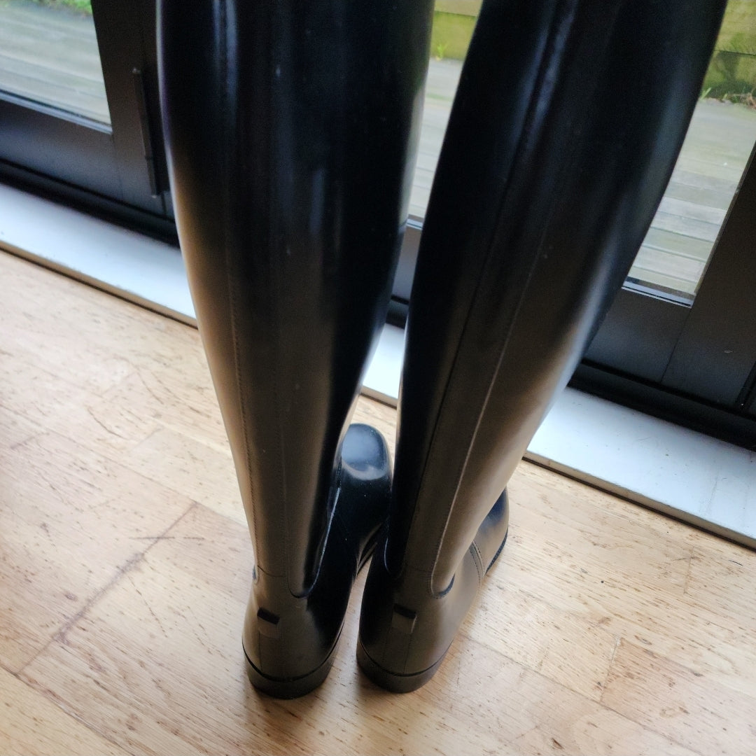 Aigle rubber boots size 40. Pre loved