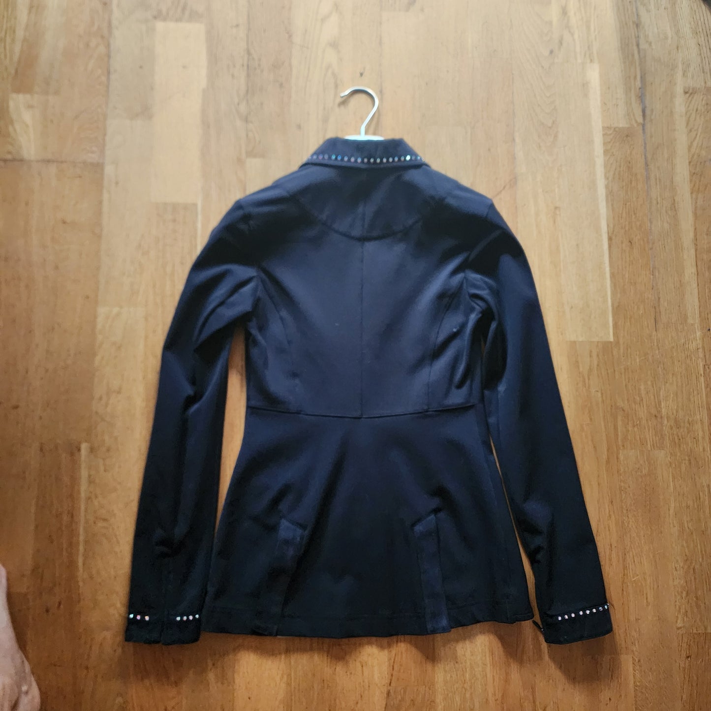 Animo black Show Jacket ladies size 4 (i36) / girls 10/11