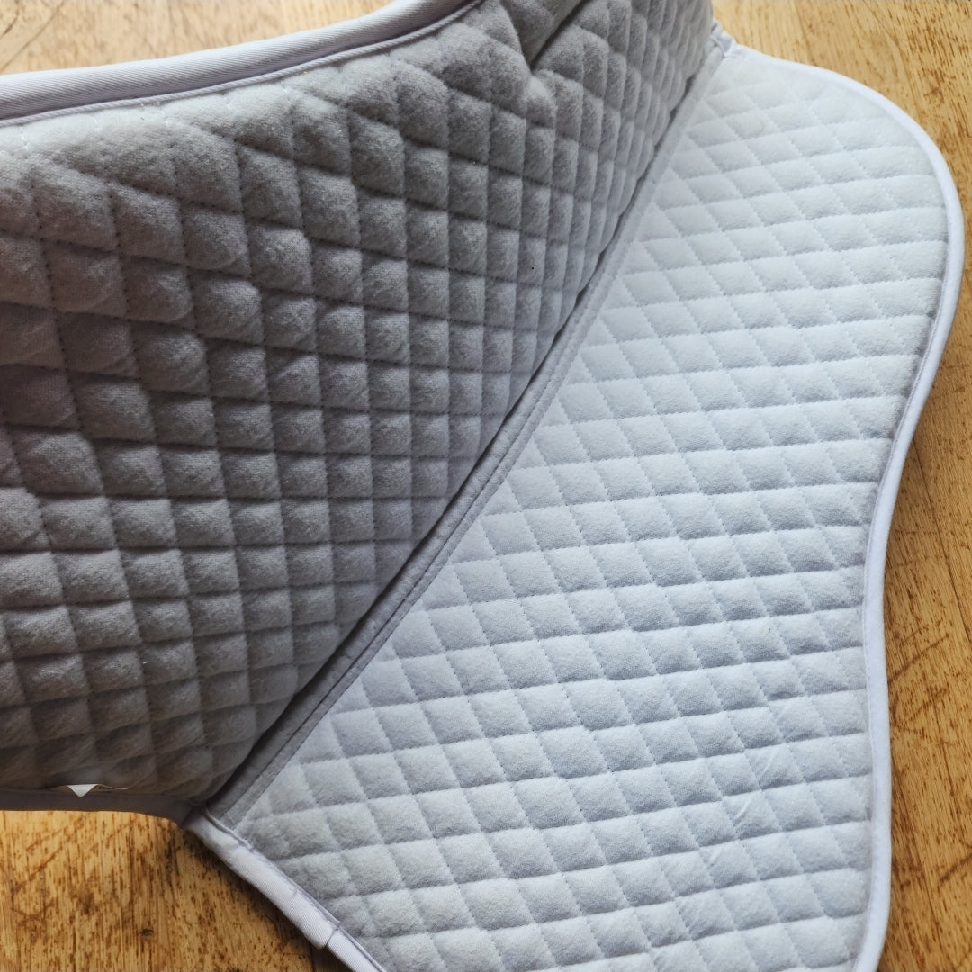 Professionals Choice white quilted half pad