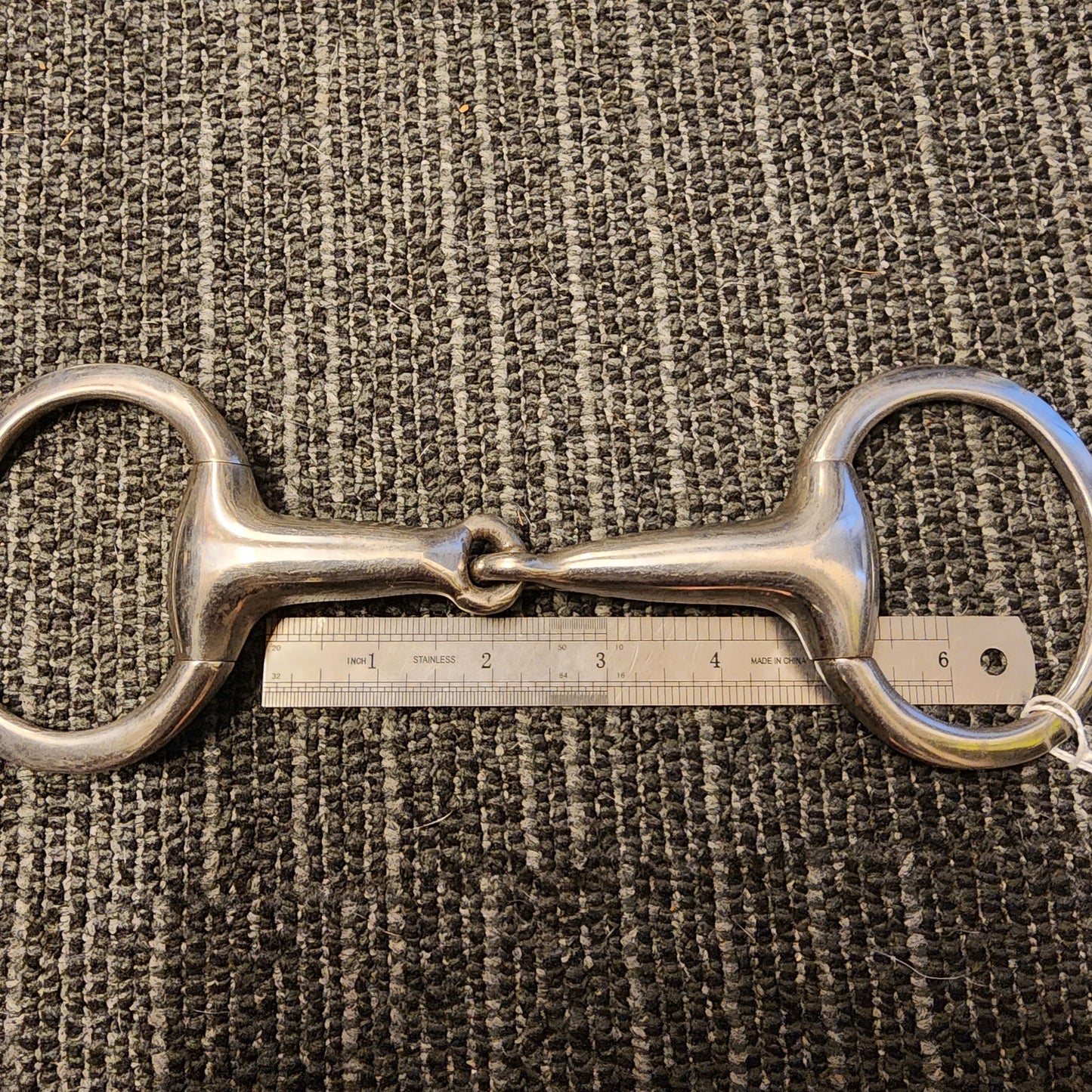 Stainless steel single jointed eggbutt snaffle bit