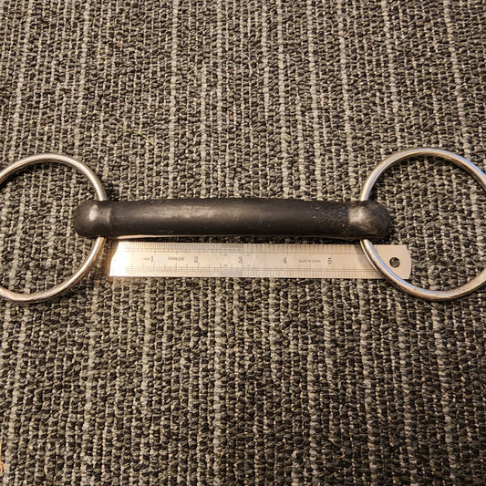 Loose ring rubber mullen horse bit 5.5". Pre loved