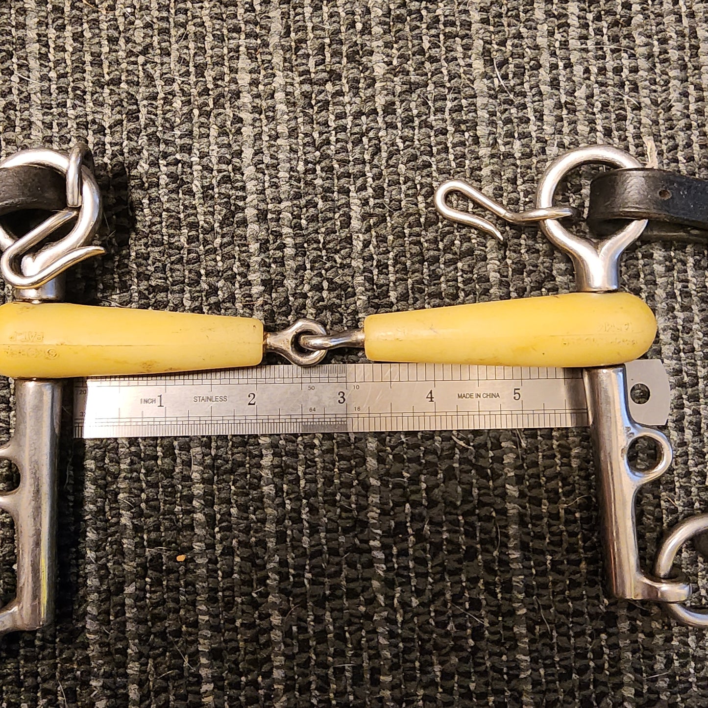Happy mouth single jointed pelham bit 5.5". Pre-loved