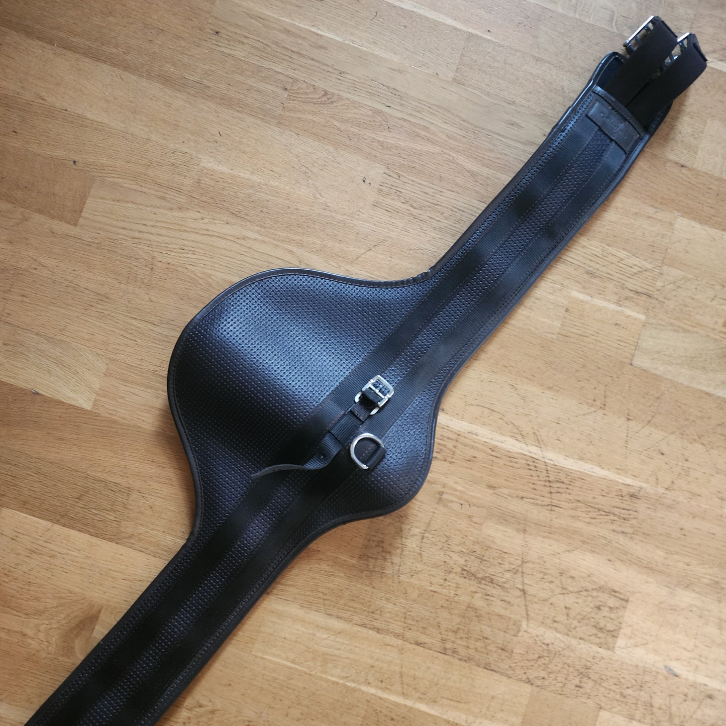 Collegiate brown stud guard girth 140cm (56"). Pre loved