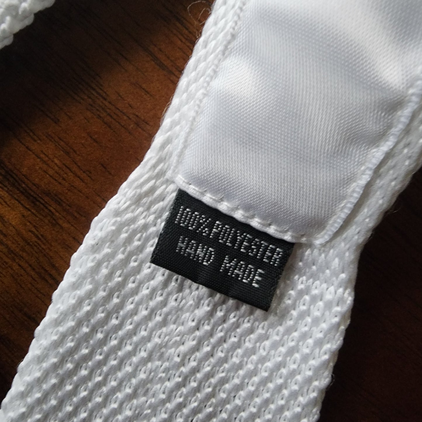 Mens white knitted show tie