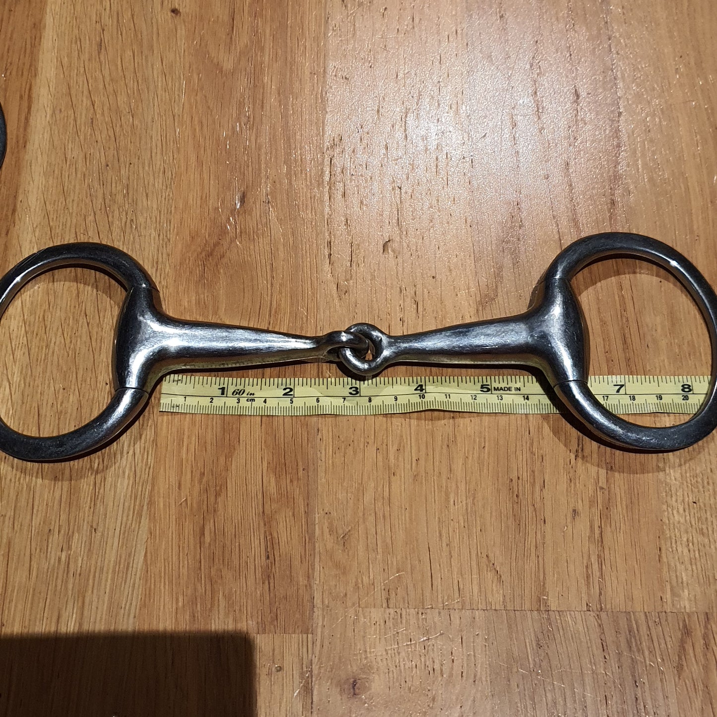 Stainless steel single jointed eggbutt snaffle bit