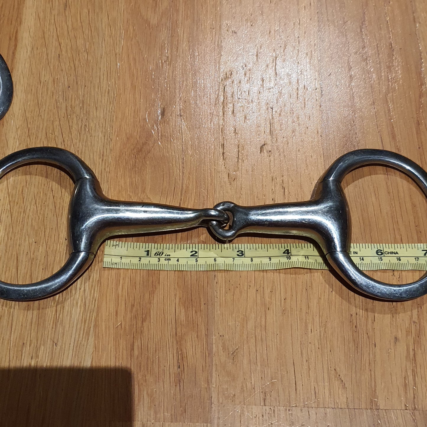 Stainless steel single jointed eggbutt snaffle bit