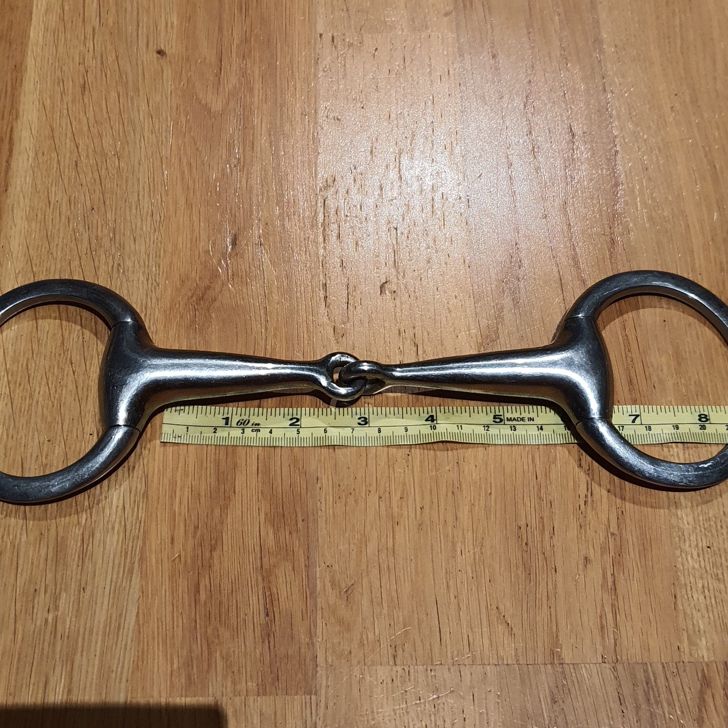 Stainless steel single jointed eggbutt snaffle bit
