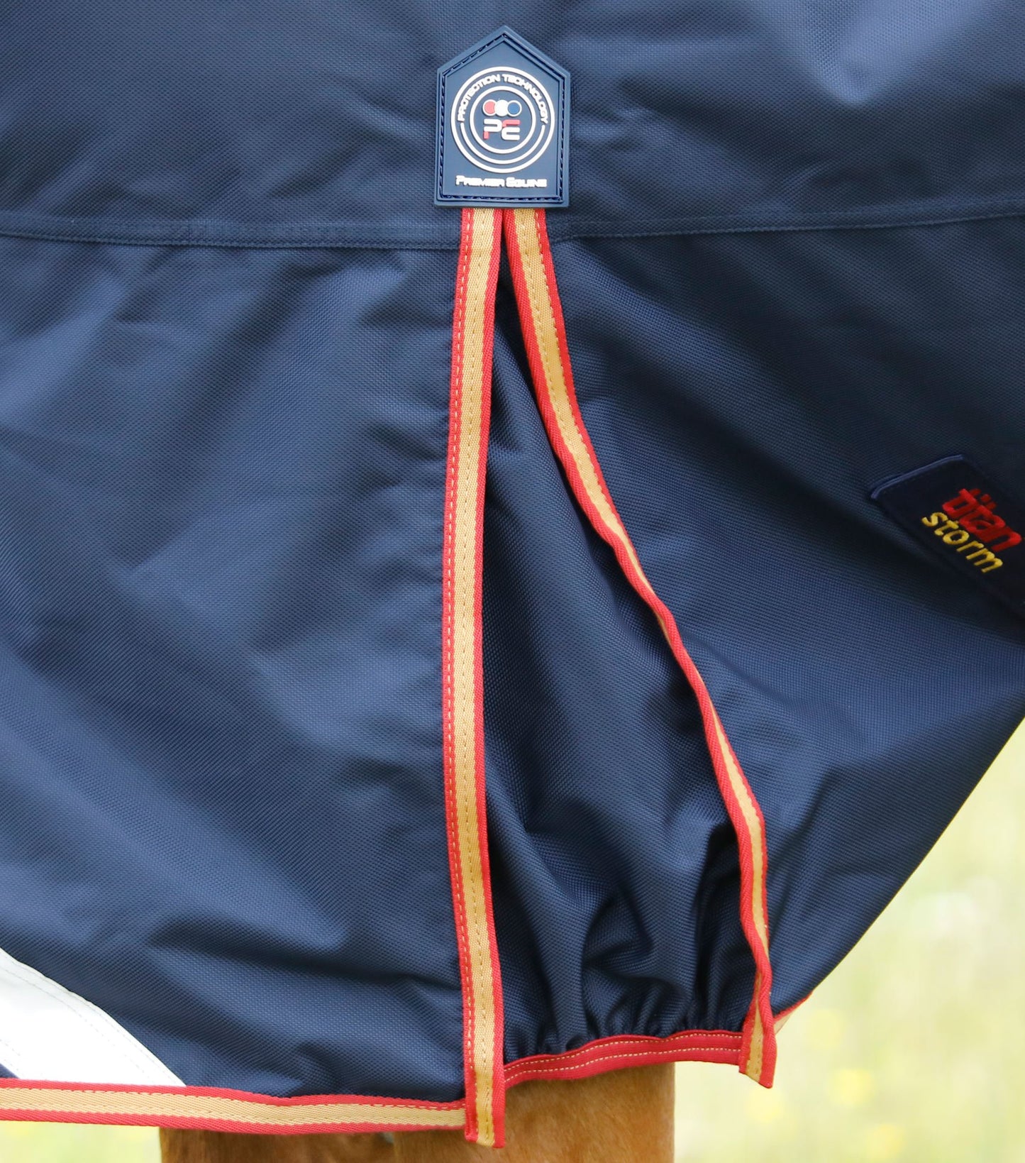 Premier Equine Titan Storm 450g Combo Turnout Rug