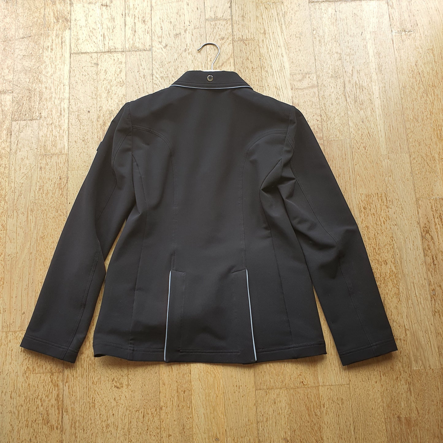 Equiline boys black show jacket  (boys size / age 14/15)