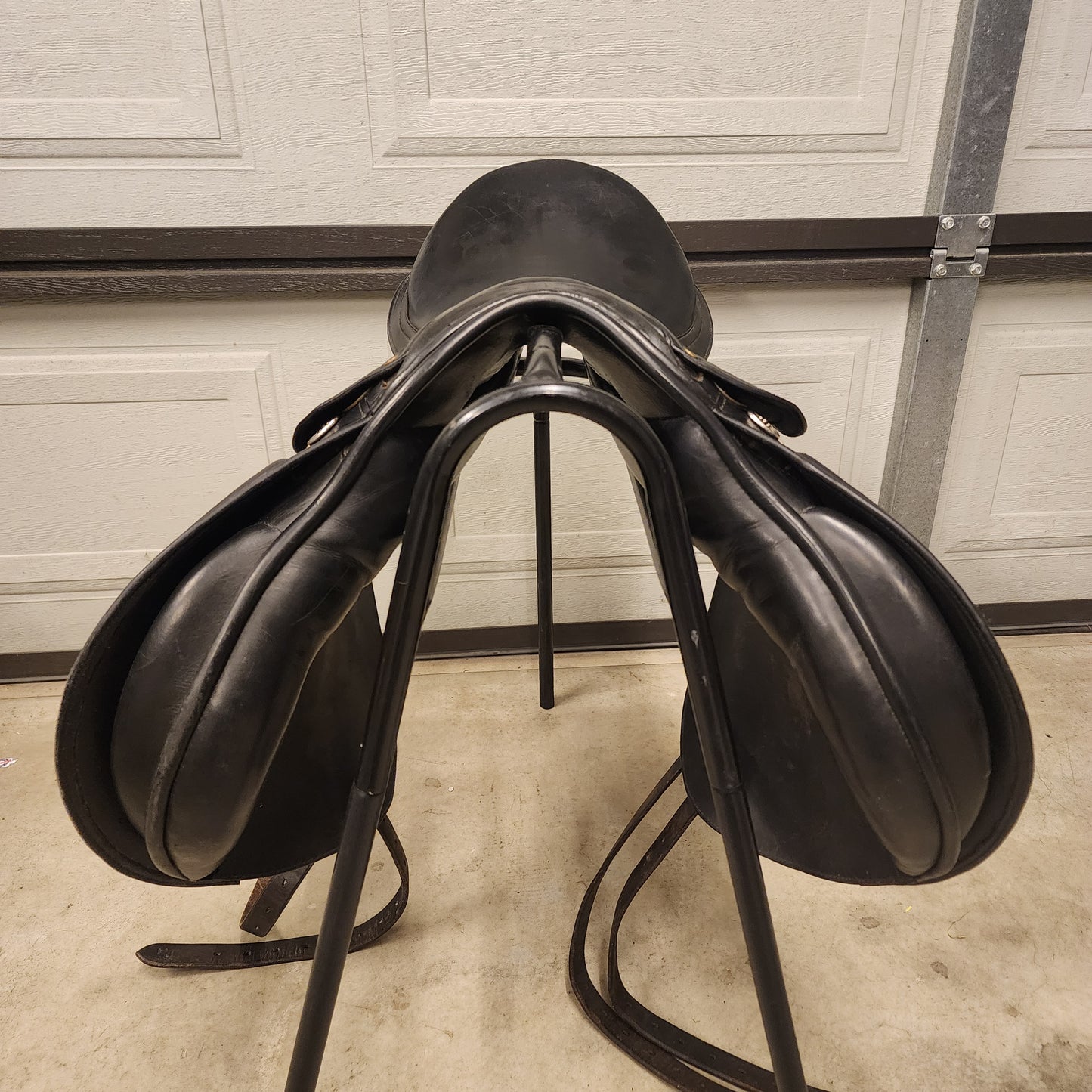 Fenmore Citori black leather GP saddle 18", wide gullet
