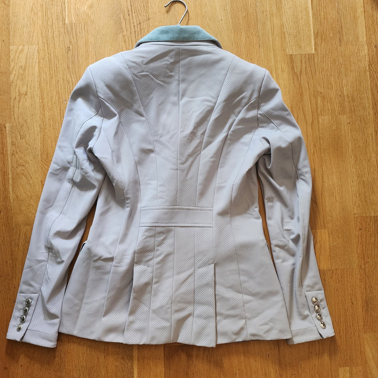Cavalleria Toscana light grey show jacket with turquoise collar, ladies 10 (Italian 42)