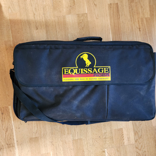 Equissage rider pad with battery