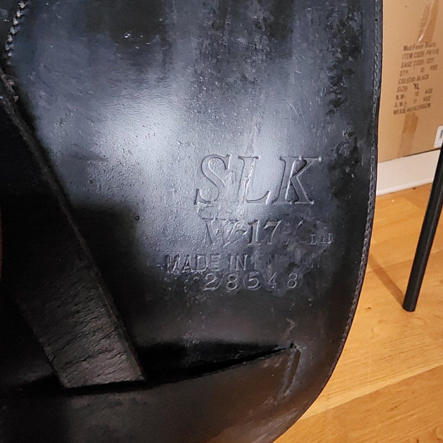 Albion SLK black leather dressage saddle 17.5", wide