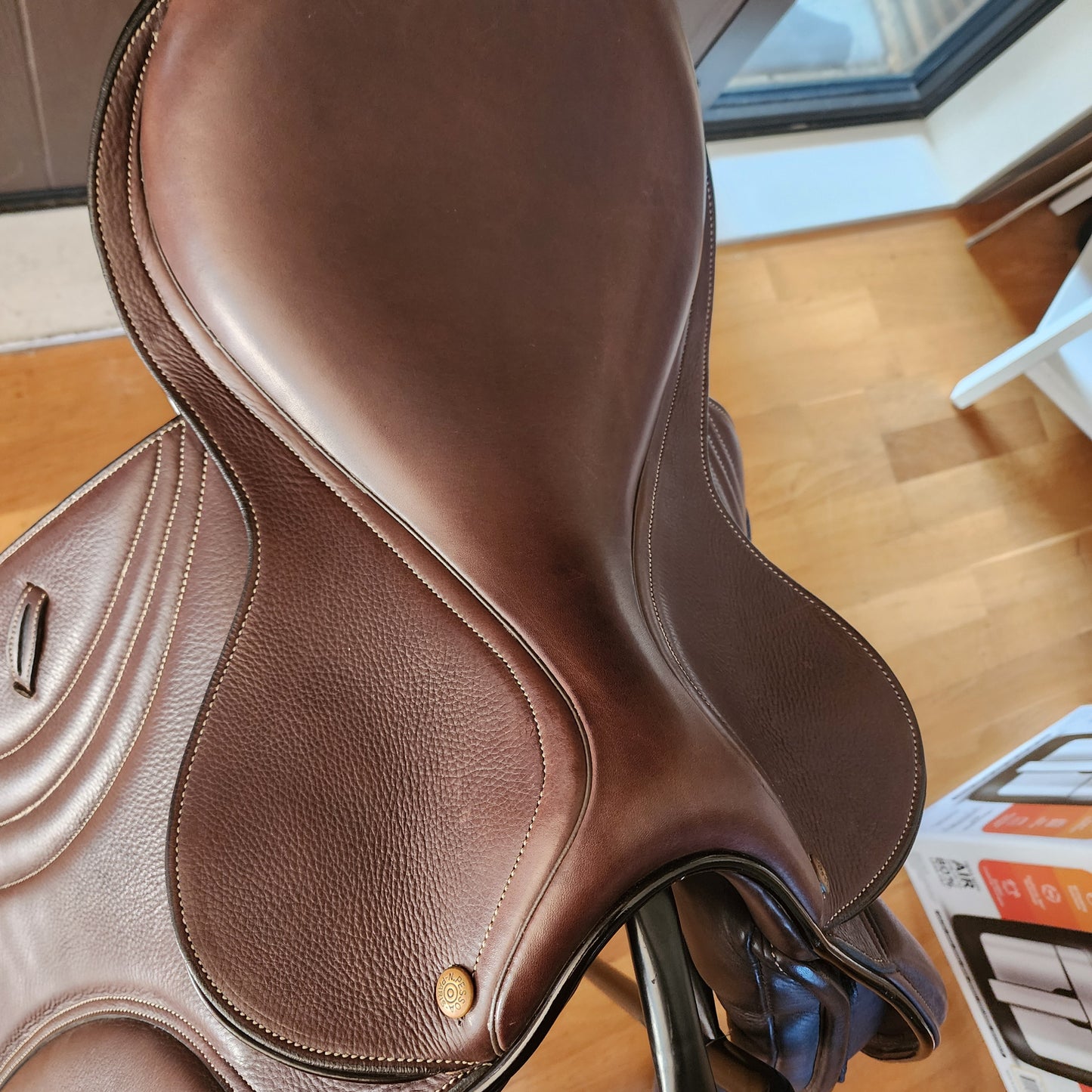 Pessoa Tomboy brown leather jump saddle. 17", interchangeable gullet