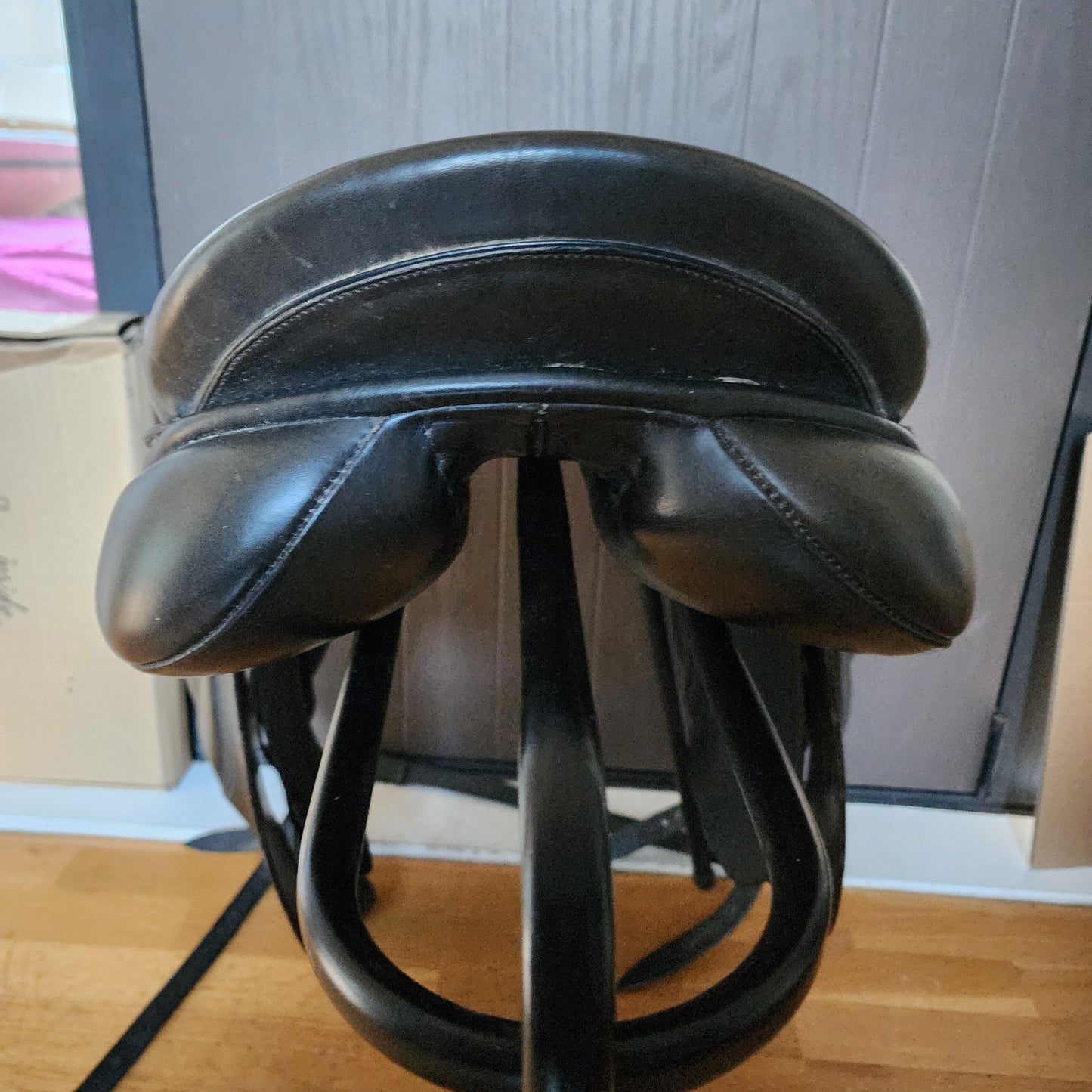 Trainers Jessica dressage saddle 17", MW