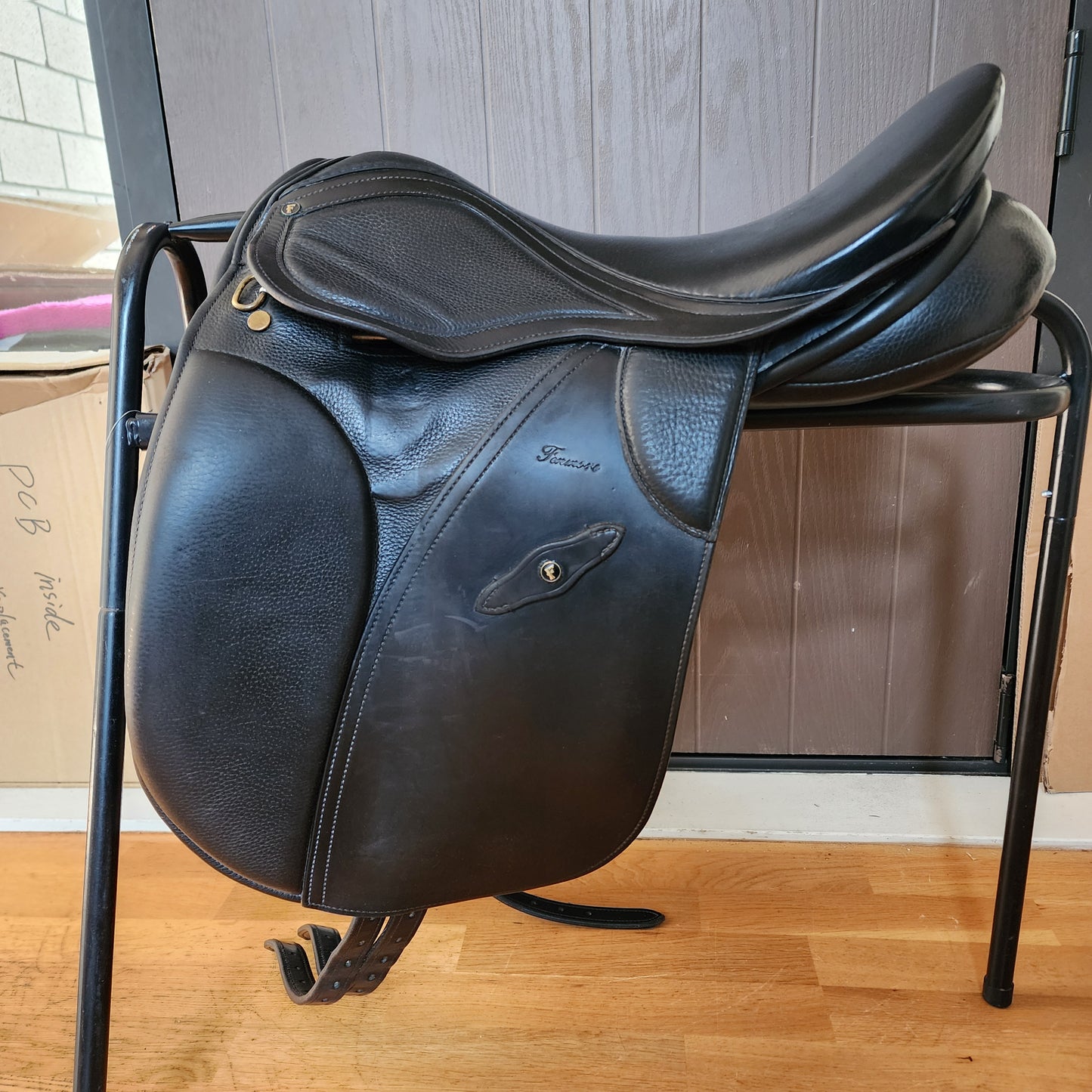 Fenmore black leather dressage saddle 16.5", x wide