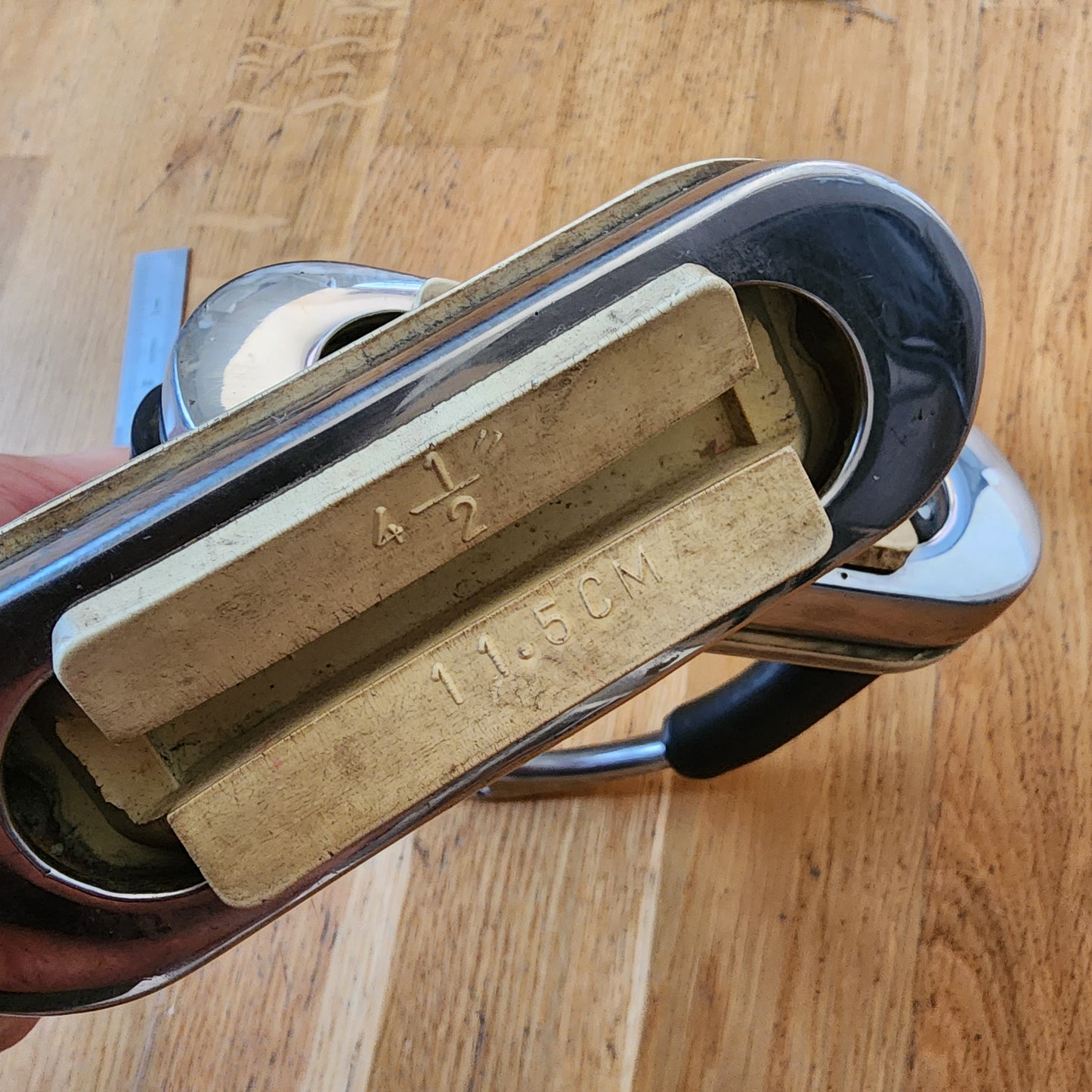 Stainless Steel Flexi safety Stirrups, 115mm. Pre loved, excellent condition.