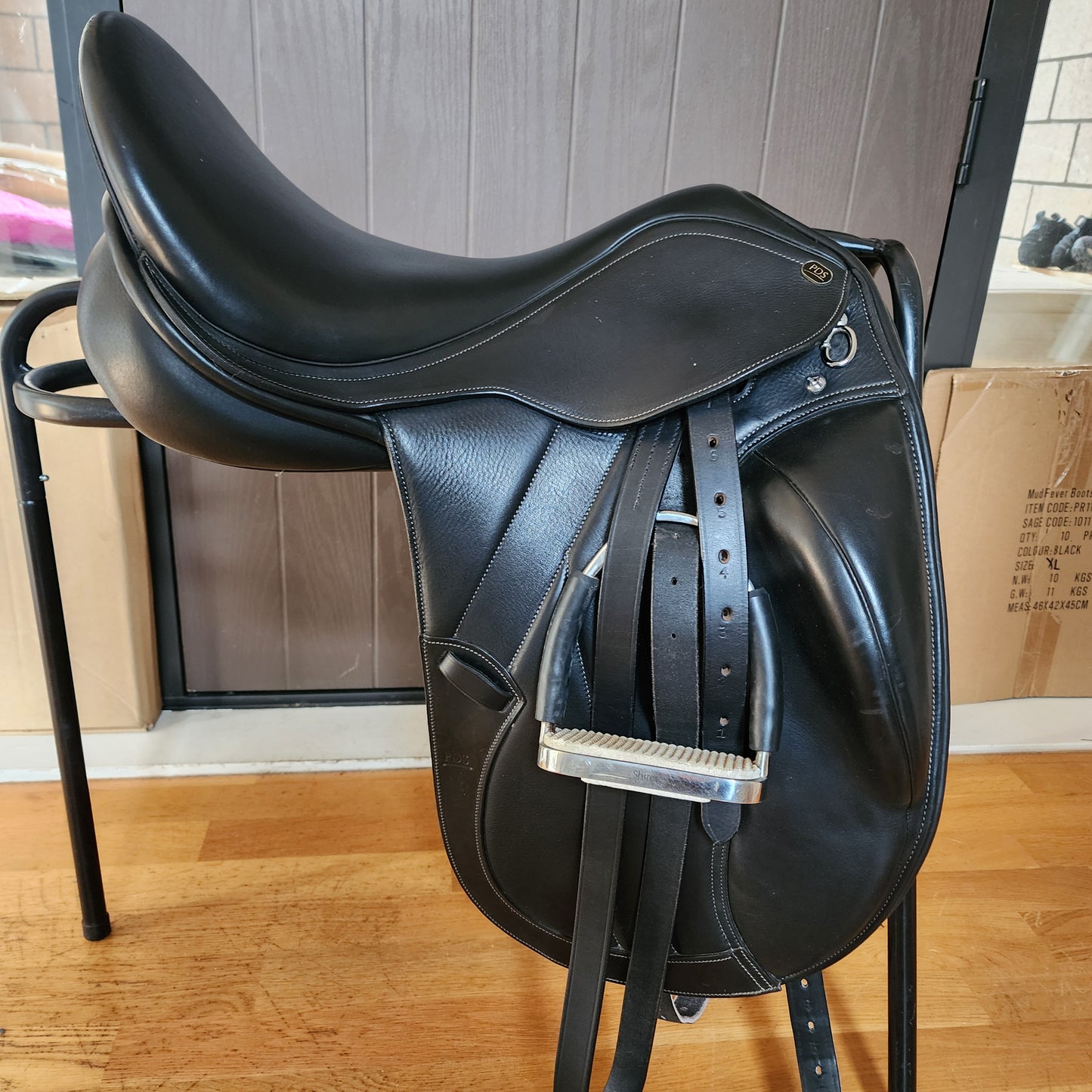 PDS Grande monoflap dressage saddle (Carl Hester Collection) 17" interchangeable gullet