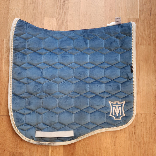 Mattes blue velvet dressage saddle pad. Full size