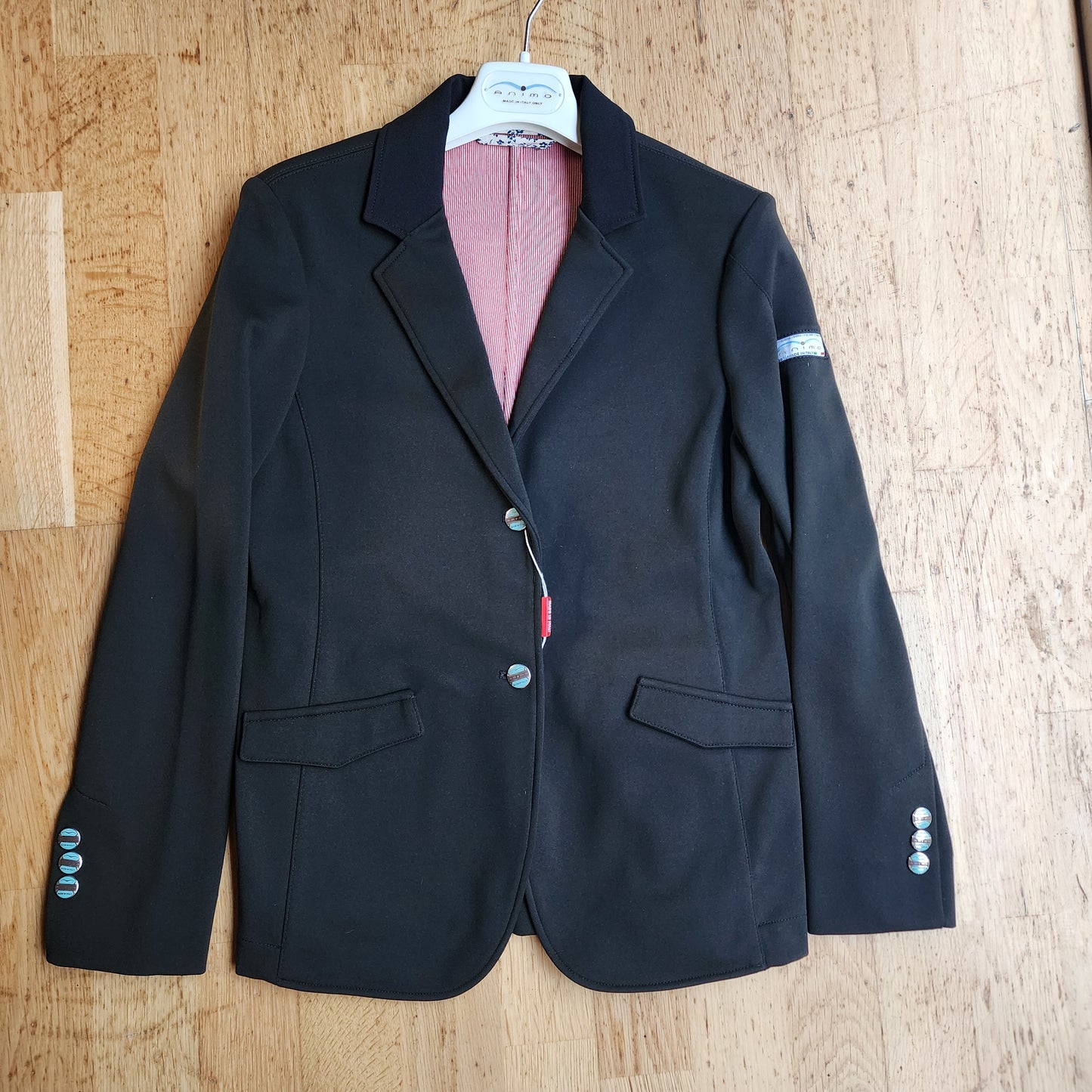 Animo black Show Jacket kids age 11. Brand new.