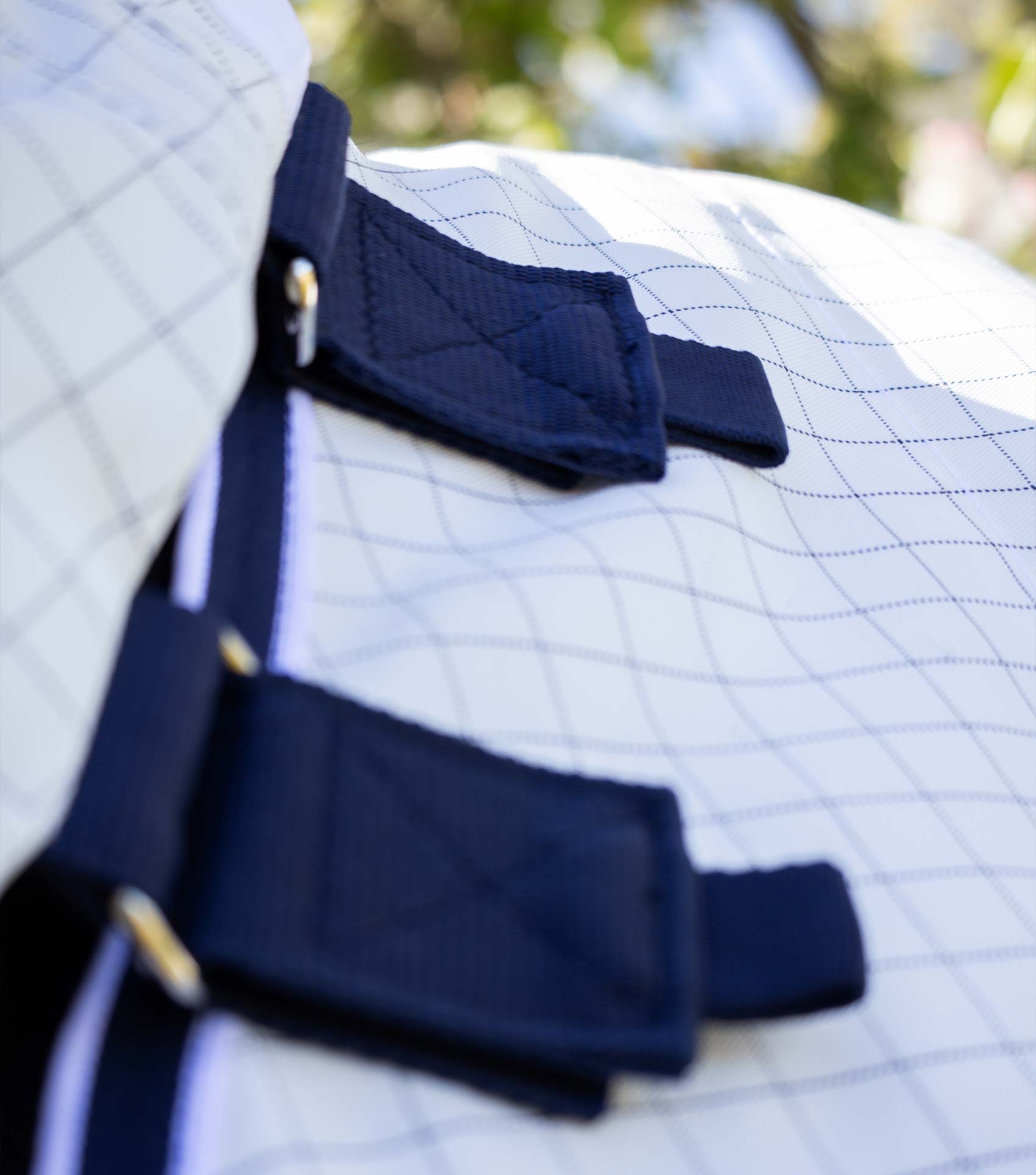 Description:Cotone Stable Sheet with neck cover_Colour:Navy Check_Position:4