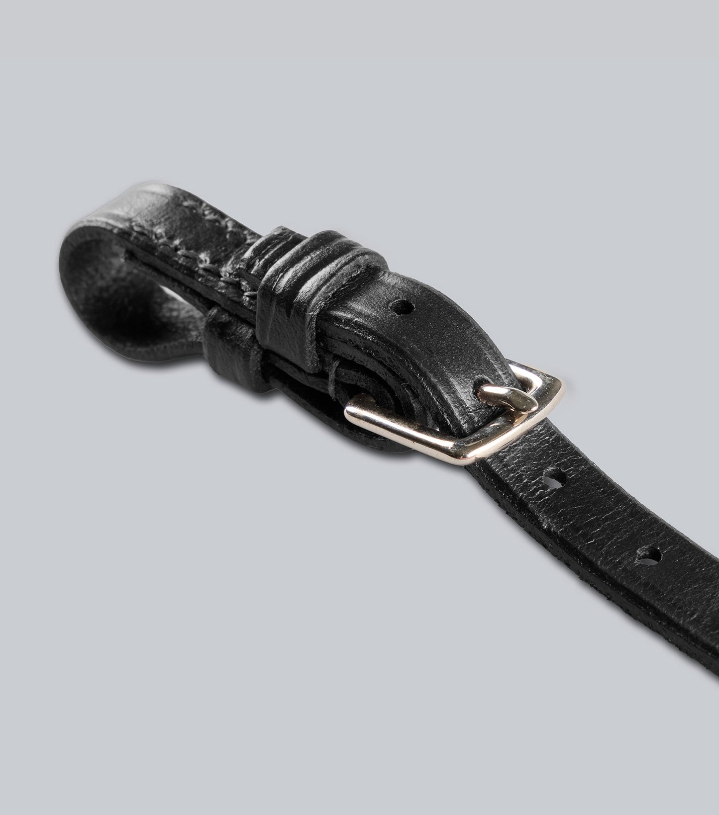 Description:Flat Lip Strap_Colour:Black_Position:2