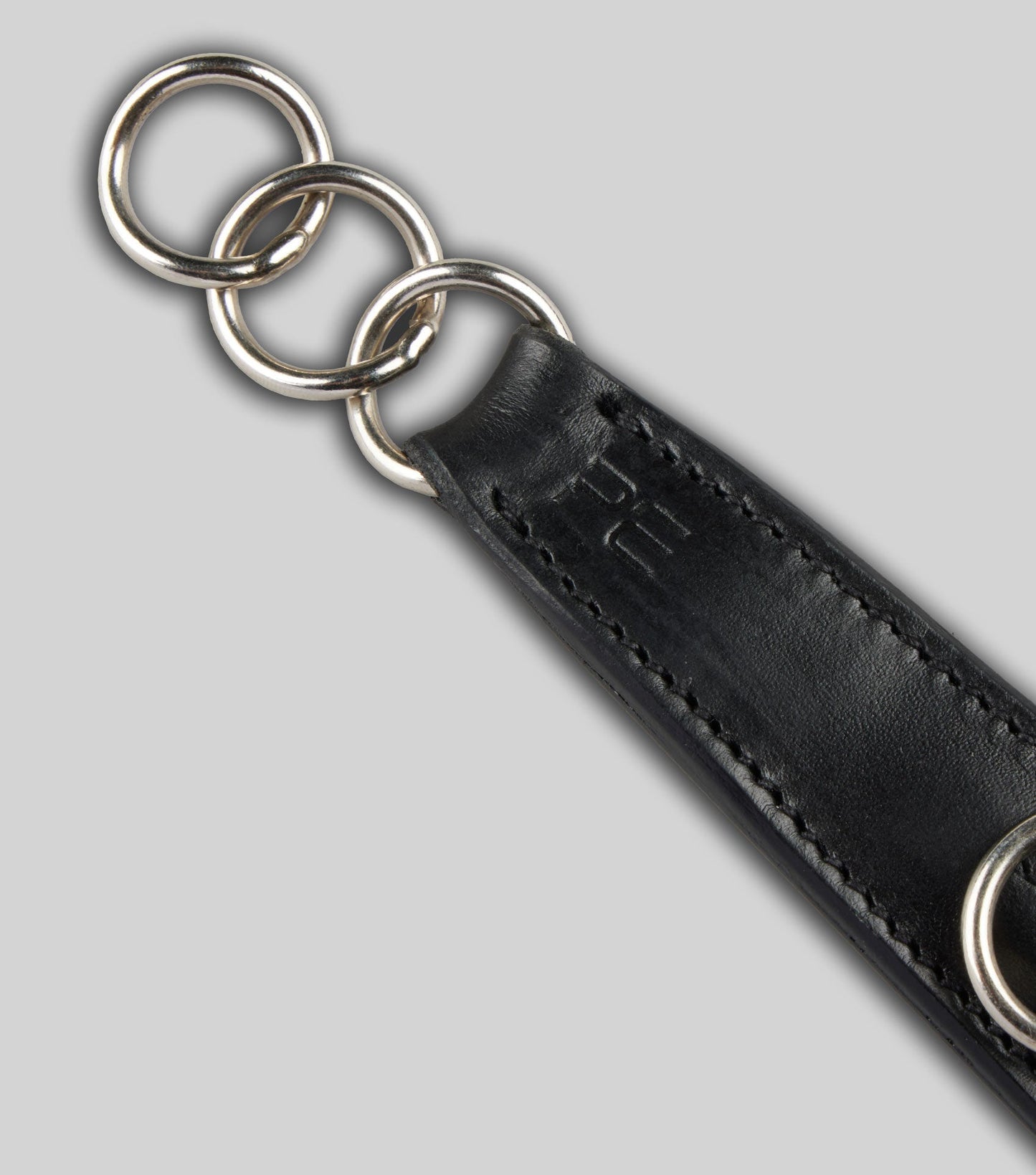 Description:Leather Curb Strap_Colour:Black_Position:4