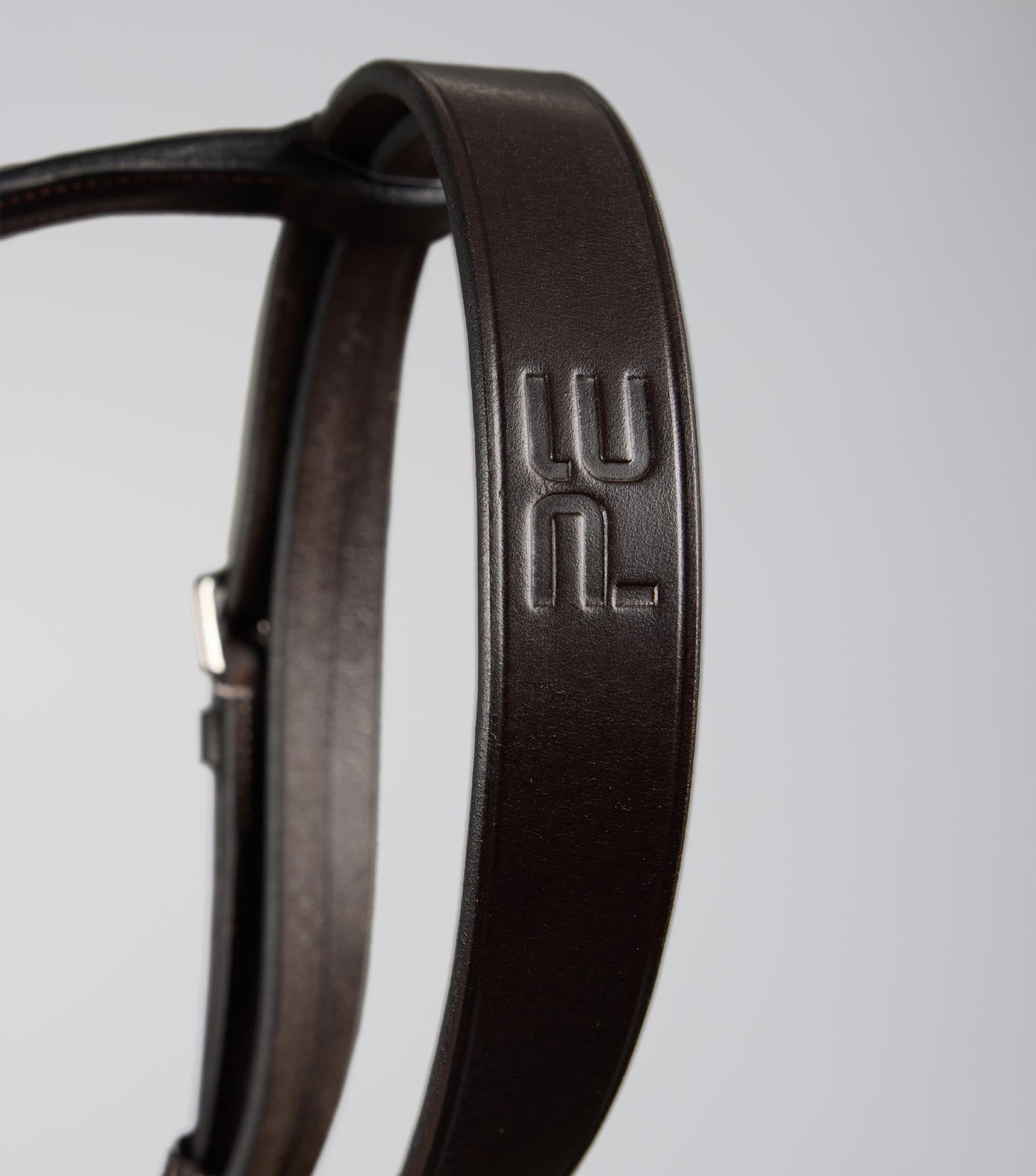 Description:Raised Jumping Bridle_Colour:Dark Havana_Position:2