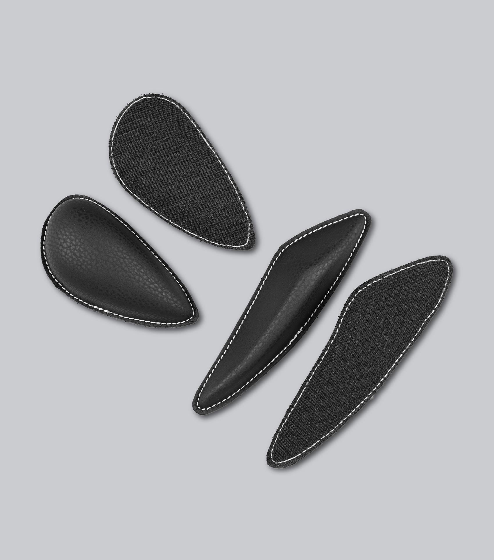 Description:Saddle Blocks Set of four_Colour:Black_Position:2