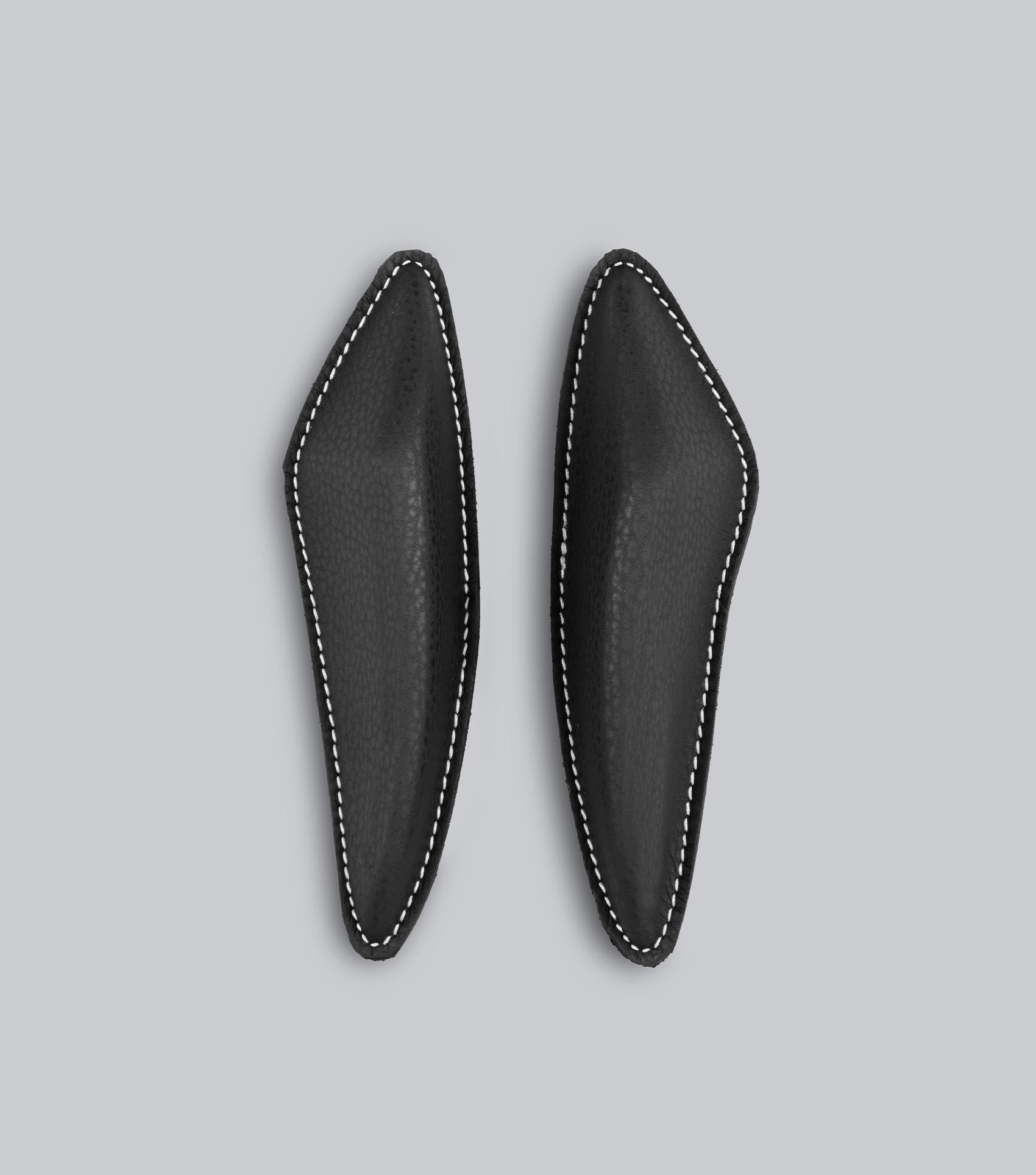 Description:Saddle Blocks Set of four_Colour:Black_Position:3