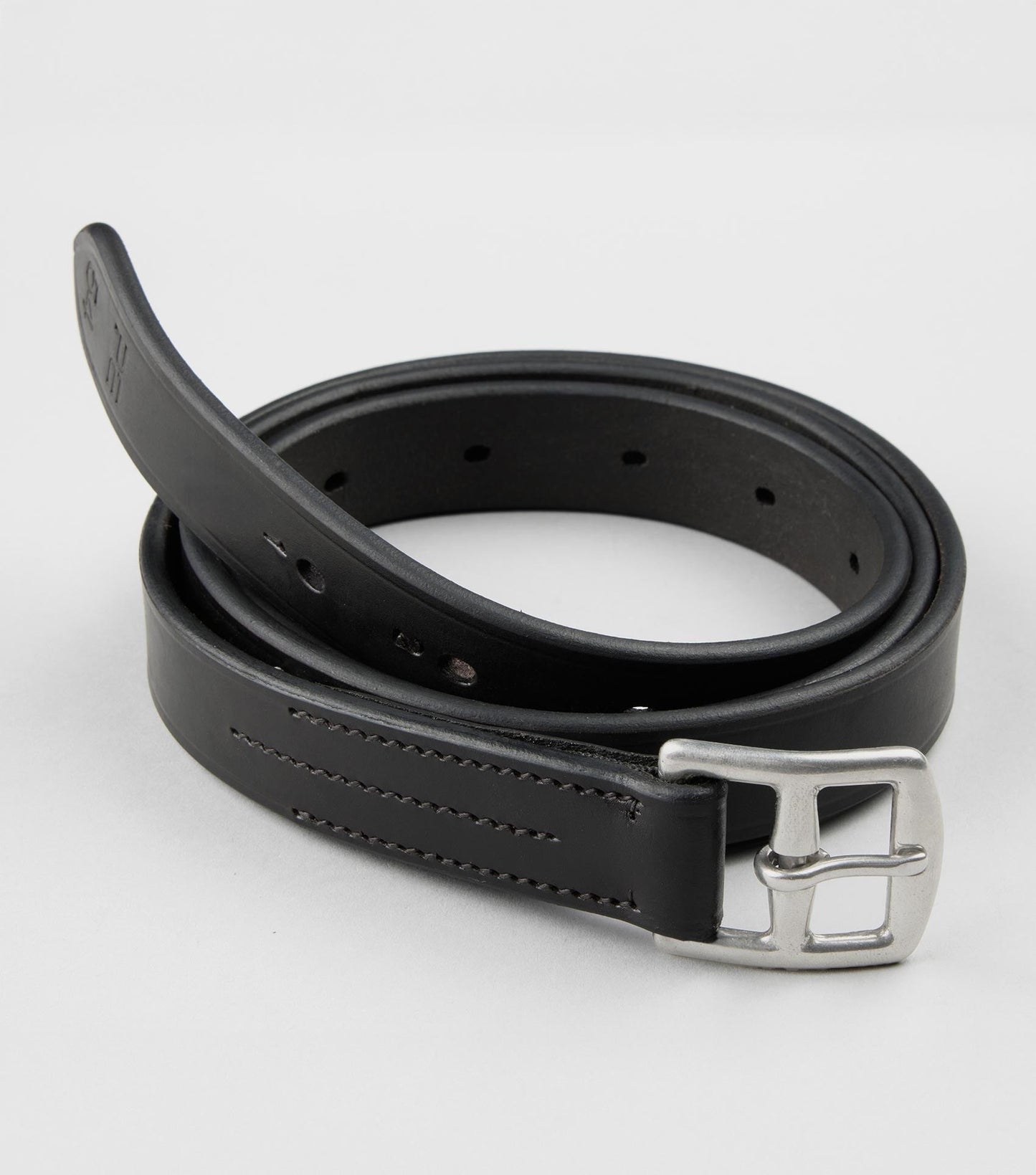 Description:Traditional Stirrup Leathers_Colour:Black_Position:3