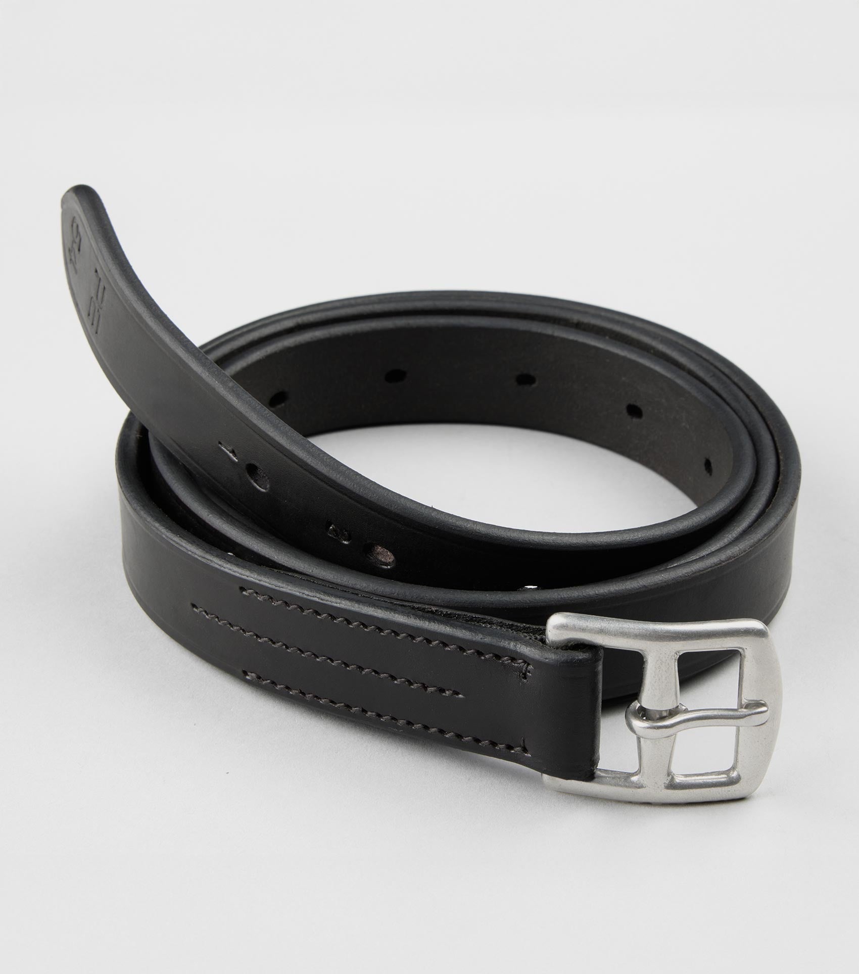 Description:Traditional Stirrup Leathers_Colour:Black_Position:3