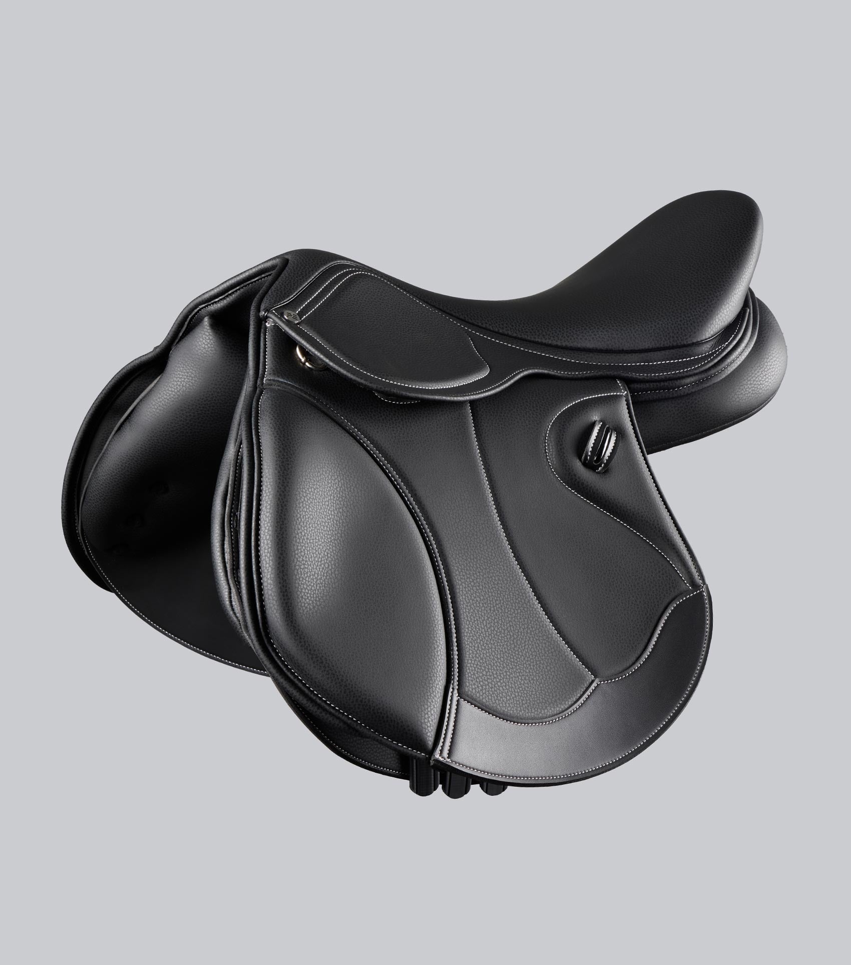 Description:Bastia synthetic jump saddle_Colour:Black_Position:1