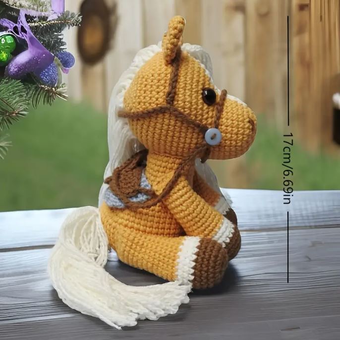 Crochet kit - cute palomino pony