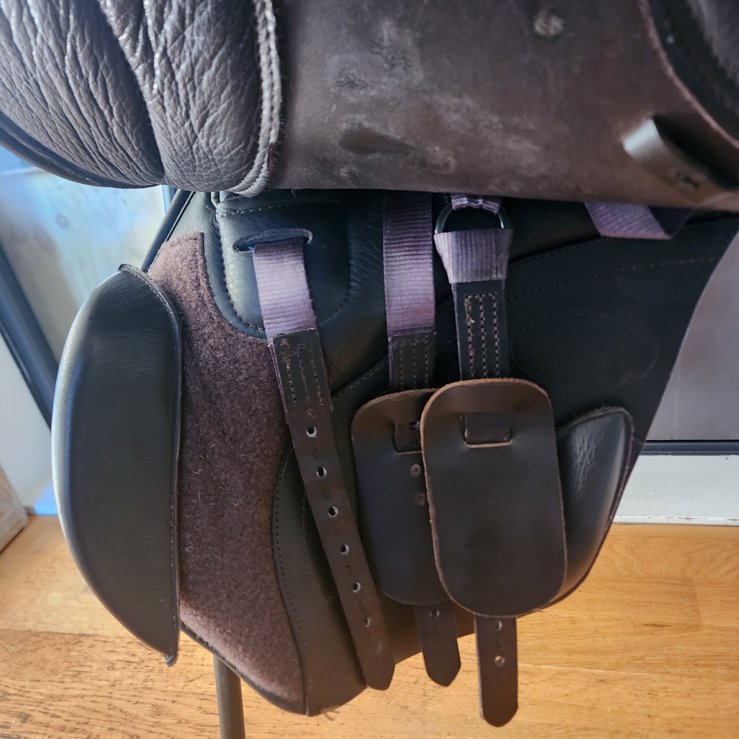 Kent and Masters brown leather 17'5" GP saddle. Pre loved