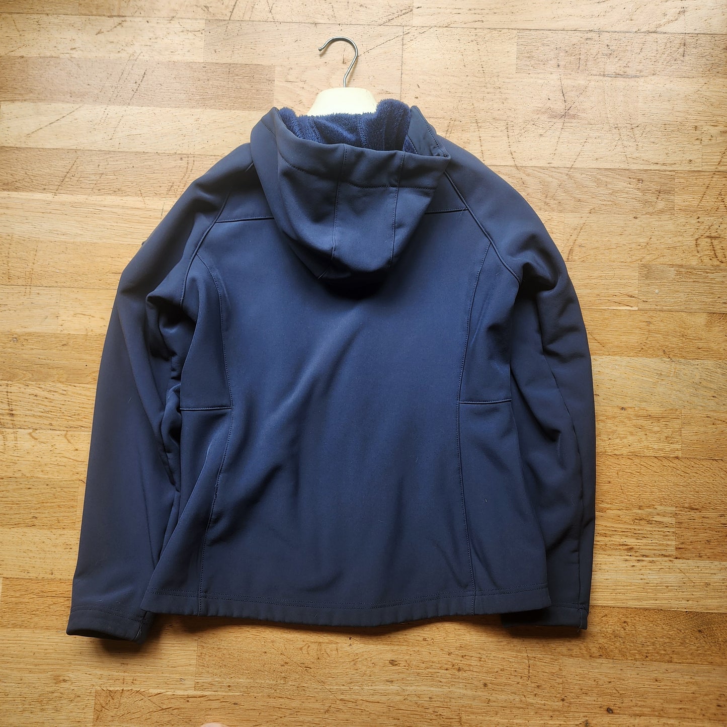 Kathmandu fleece lined soft shell jacket, navy, ladies size M, pre-loved