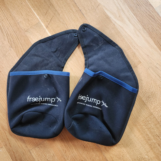 Free jump stirrup covers. Pre loved
