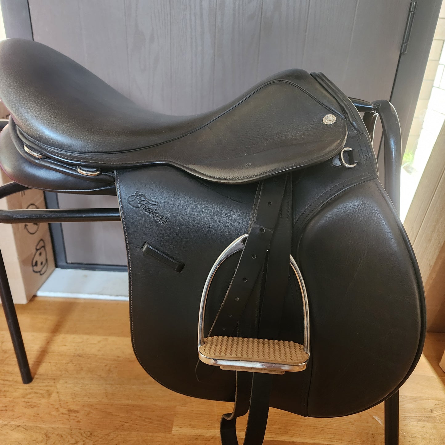 Trainers Cross Country GP black leather saddle 17.5", wide