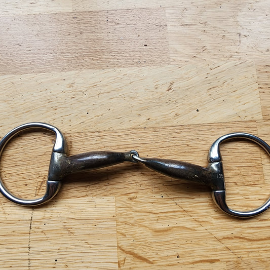 Bombers eggbutt ultra comfy lock up 135mm pre-loved