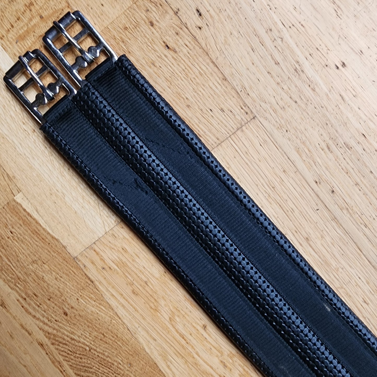 Guardian black girth 54". Brand new