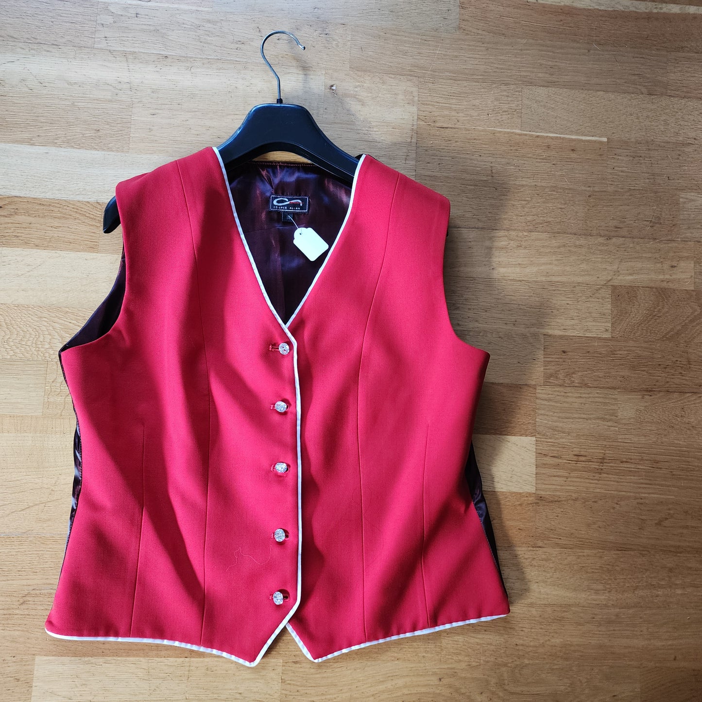 Cooper Allan Red vest, ladies 14