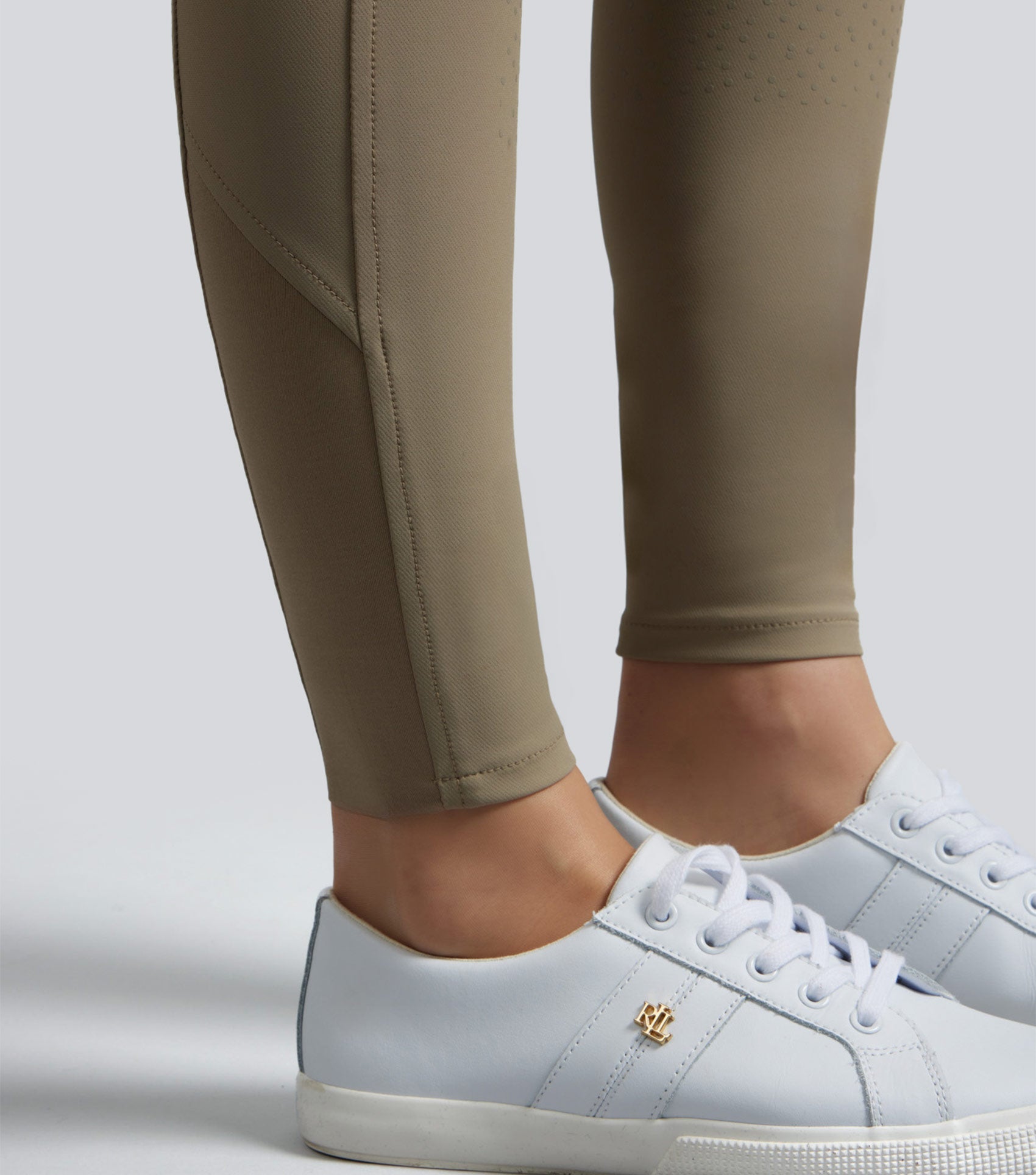 Description:Salento Ladies Full Seat Riding Breeches_Colour:Timberwolf_Position:5