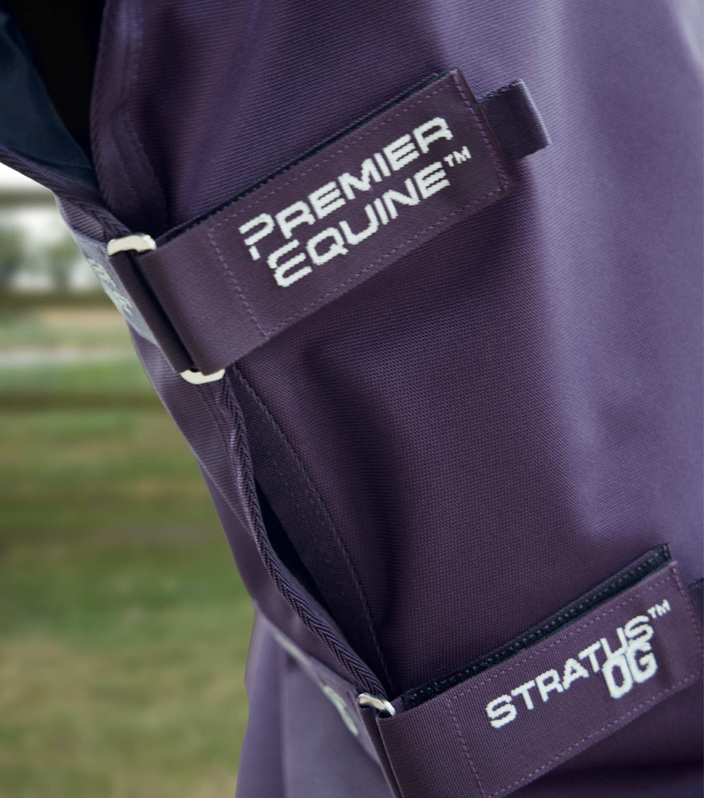 Description:Stratus 1200 Series 0g Turnout Rug with Classic Neck Cover Purple_Colour:Purple_Position:3