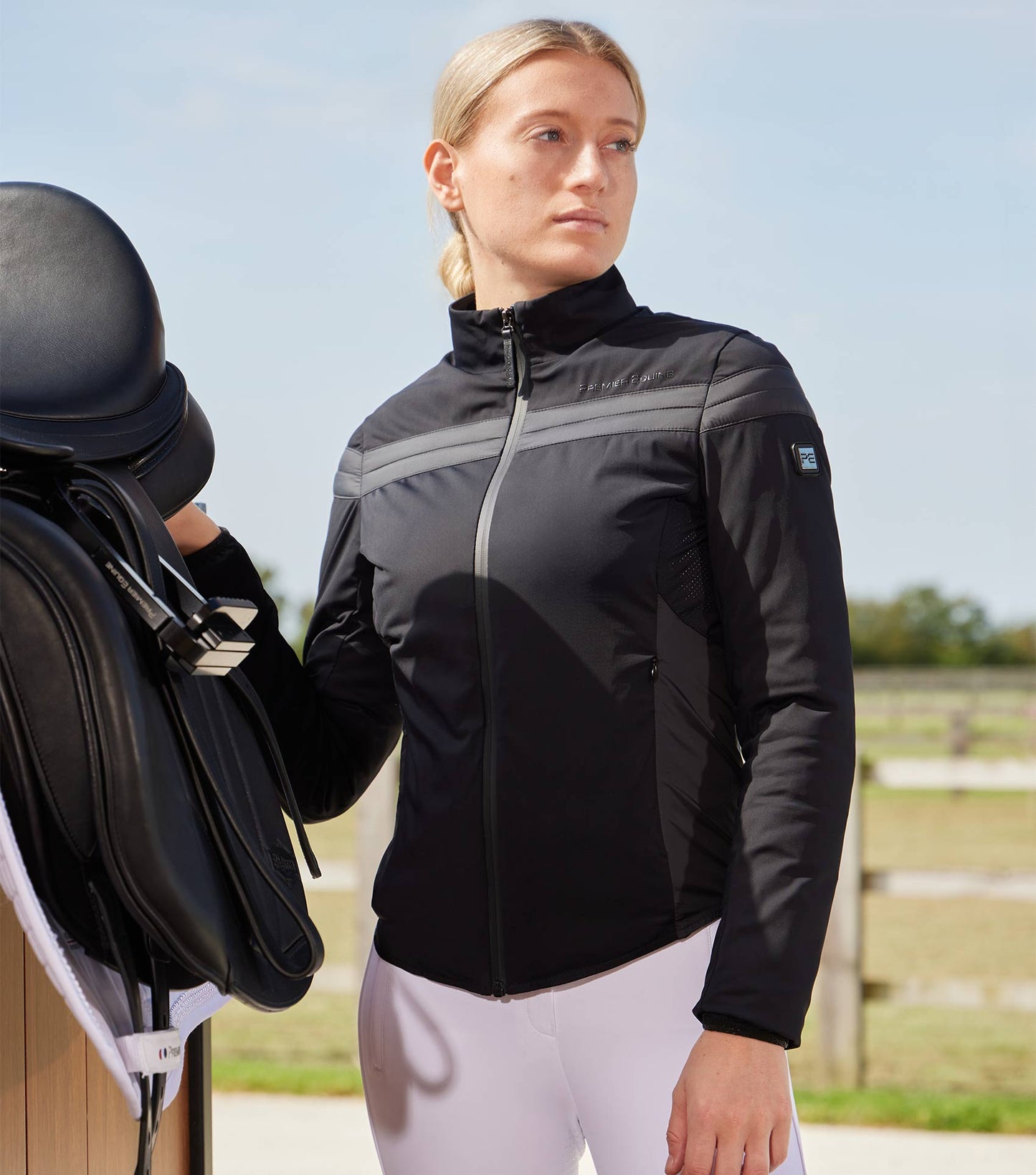 Description:Vivace Lightweight Training Jacket_Colour:Jet Black_Position:2