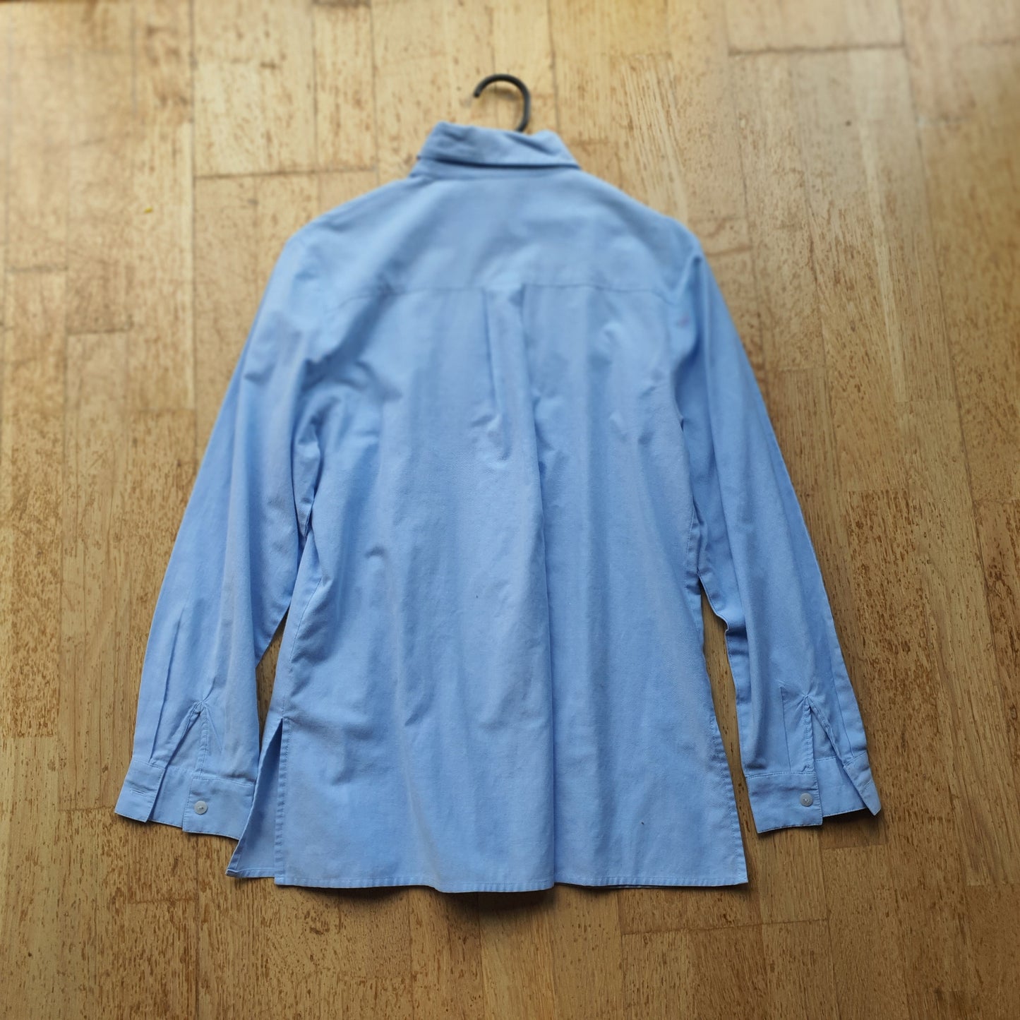 Light blue cotton show shirt, ladies 8 / 10 (girls 14)