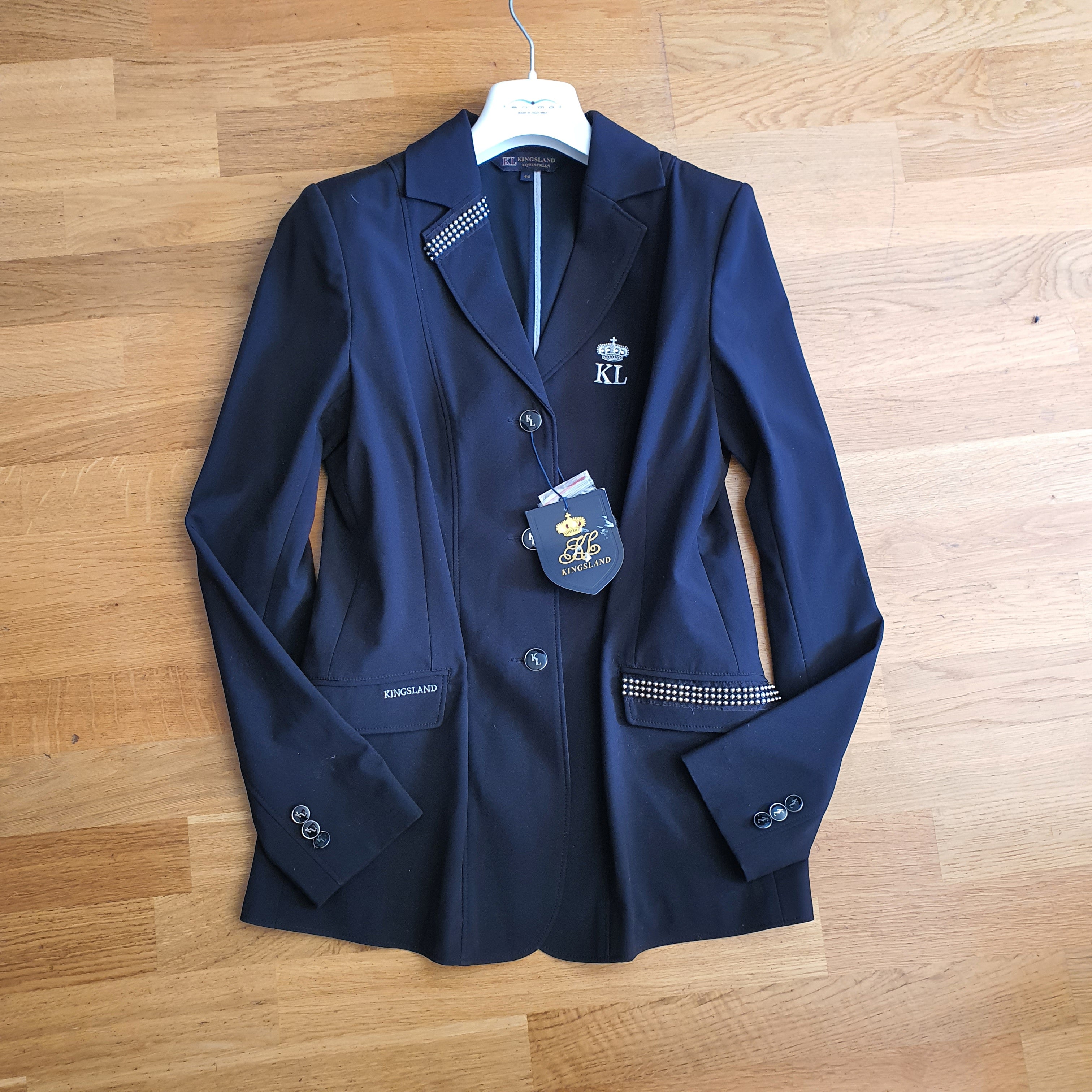 Pre-loved Ladies Show Jackets – ROBYN'S TACK ROOM