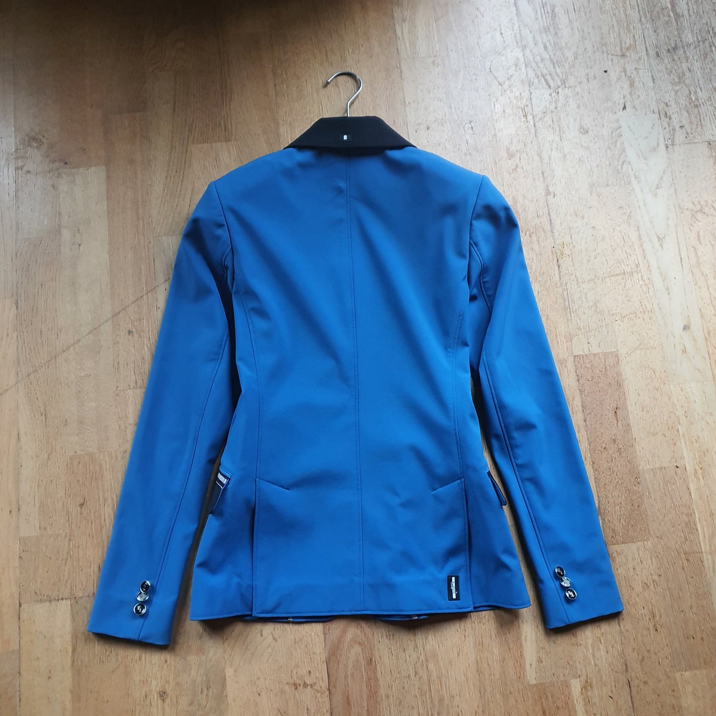 Kingsland sky blue show jacket ladies size 8