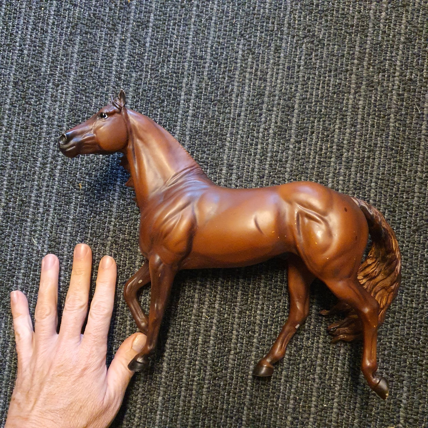 Breyer model horses: 'Topsails Rien Maker'